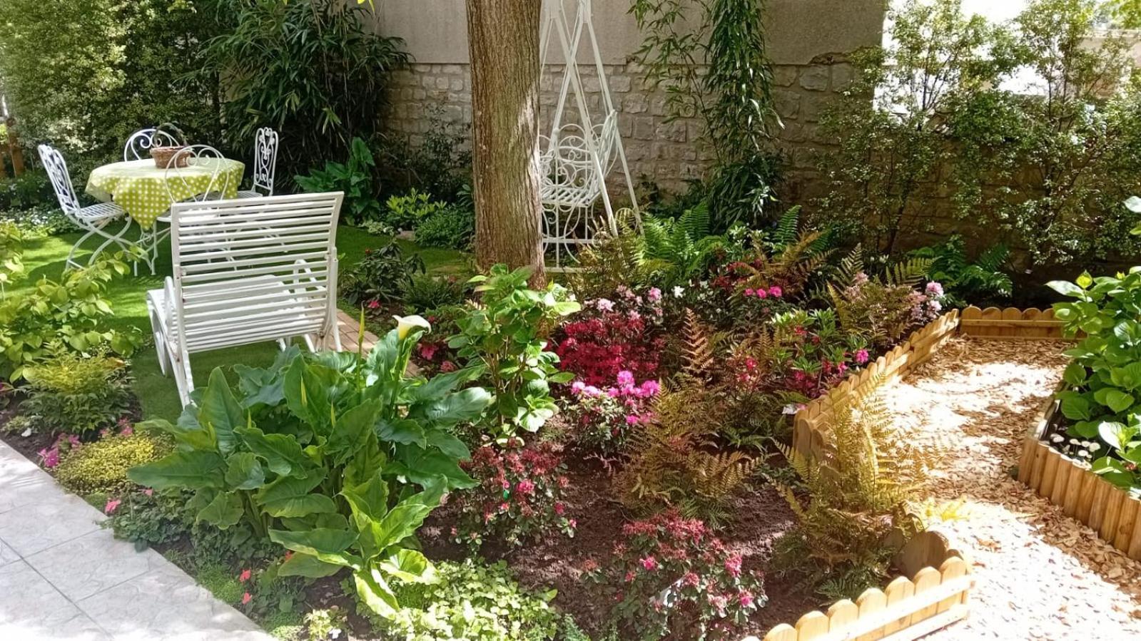 Maison Bayeux: Charming Garden Retreat Near City Centre Exterior photo